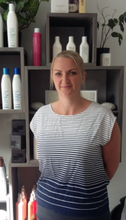 Theresa Kerr, senior stylist